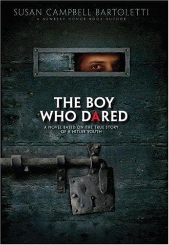 Bìa sách The boy who dared