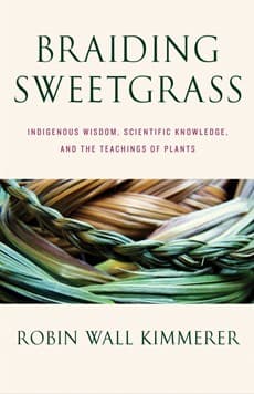 Bìa sách Braiding Sweetgrass