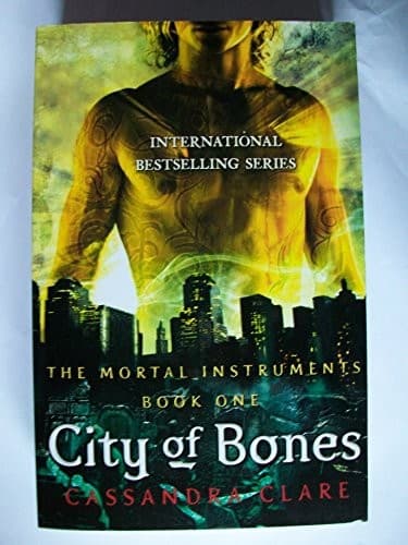 Bìa sách City of Ashes