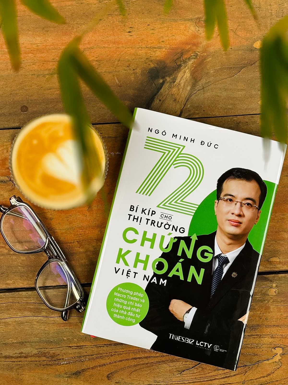 Bìa sách 72 bí kíp cho thị trường chứng khoán Việt Nam (Phương pháp Macro Trader và những chỉ báo hiệu quả nhất của nhà đầu tư thành công) - Ngô Minh Đức