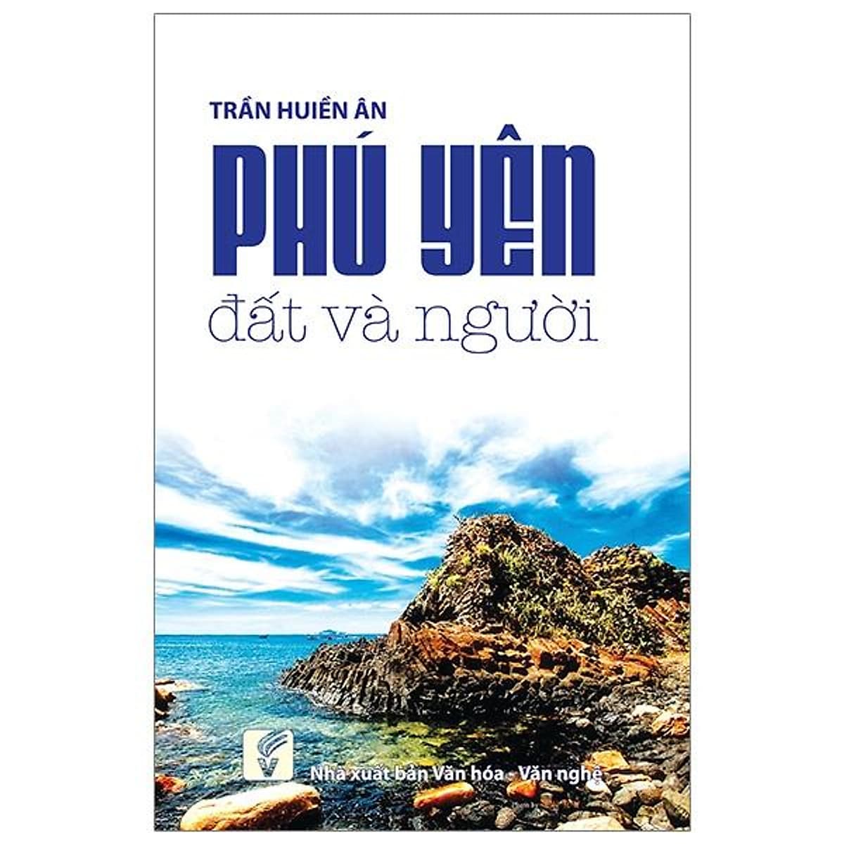Bìa sách Phú Yên - đất và người